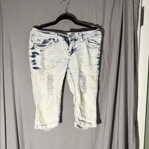 Distressed White Jean Capris for Women
